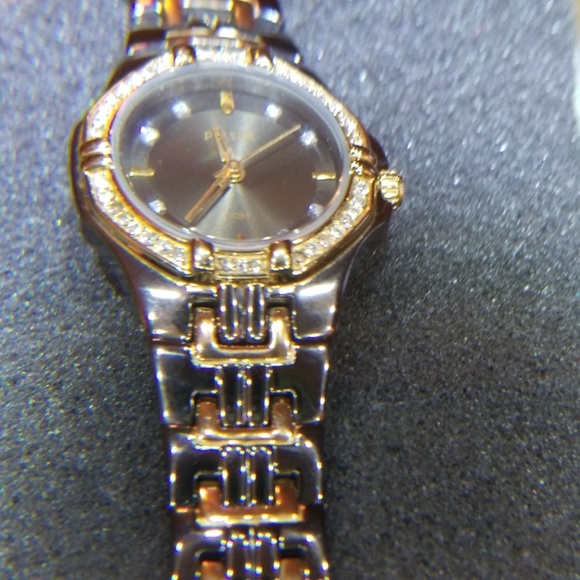 Ladies PULSAR watch - Picture 3 of 5